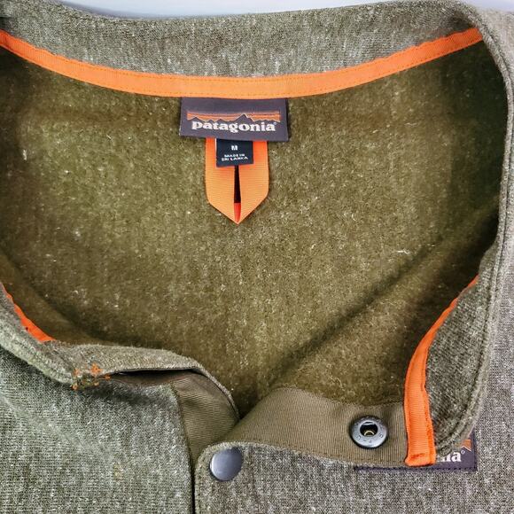 Patagonia Men's Hemp Crew Sweatshirt Size Medium Green Quarter Snap 1/4 Button - Picture 6 of 12